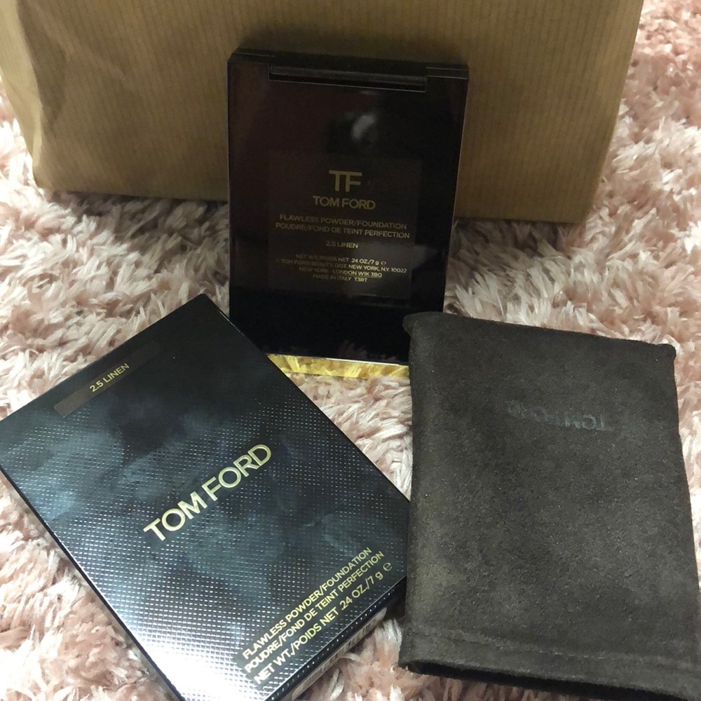Tom Ford Flawless powder - Picture 2 of 4